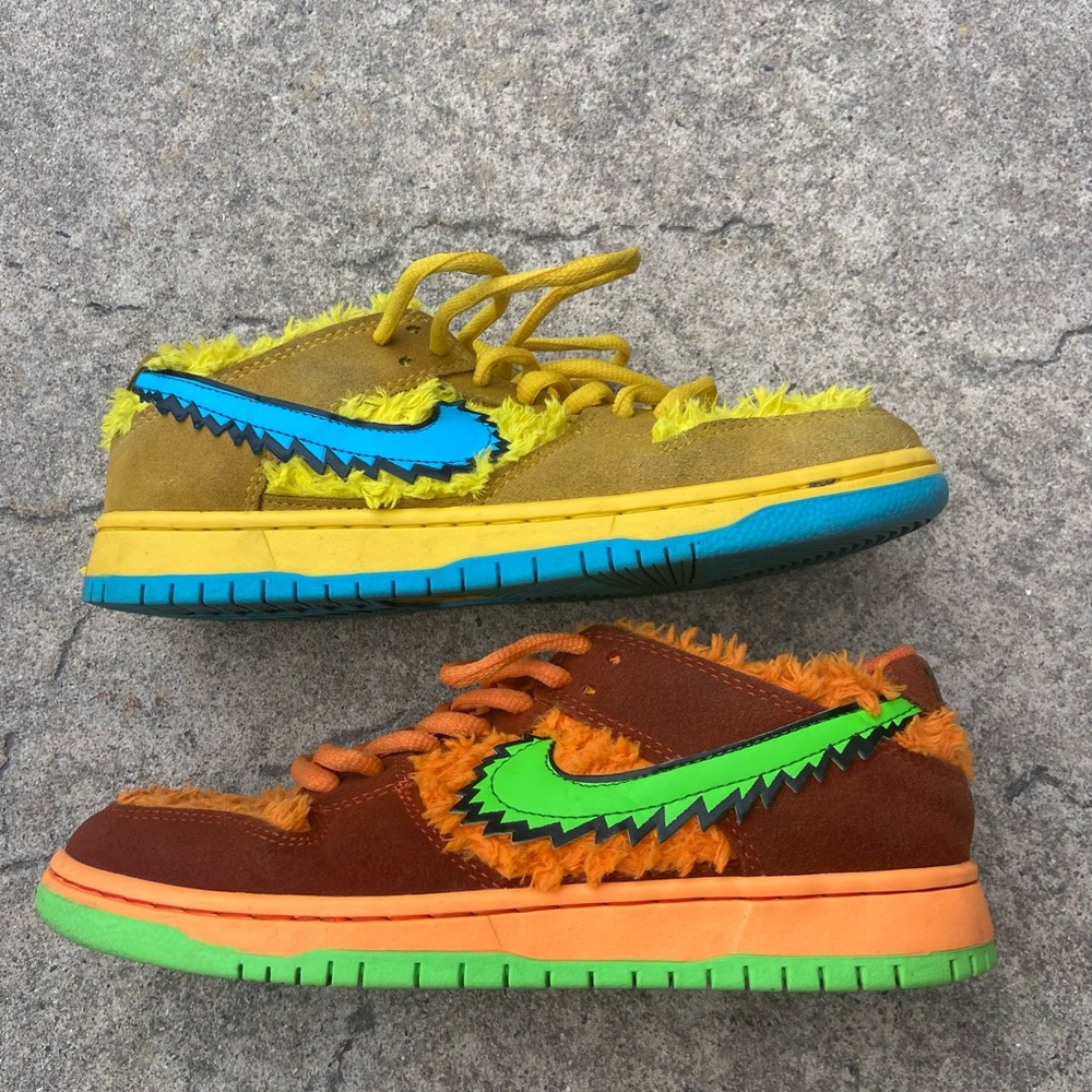 Grateful Dead Nike SB Dunk Mens Size 8 Fuzzy Sneakers - Picture 3 of 11